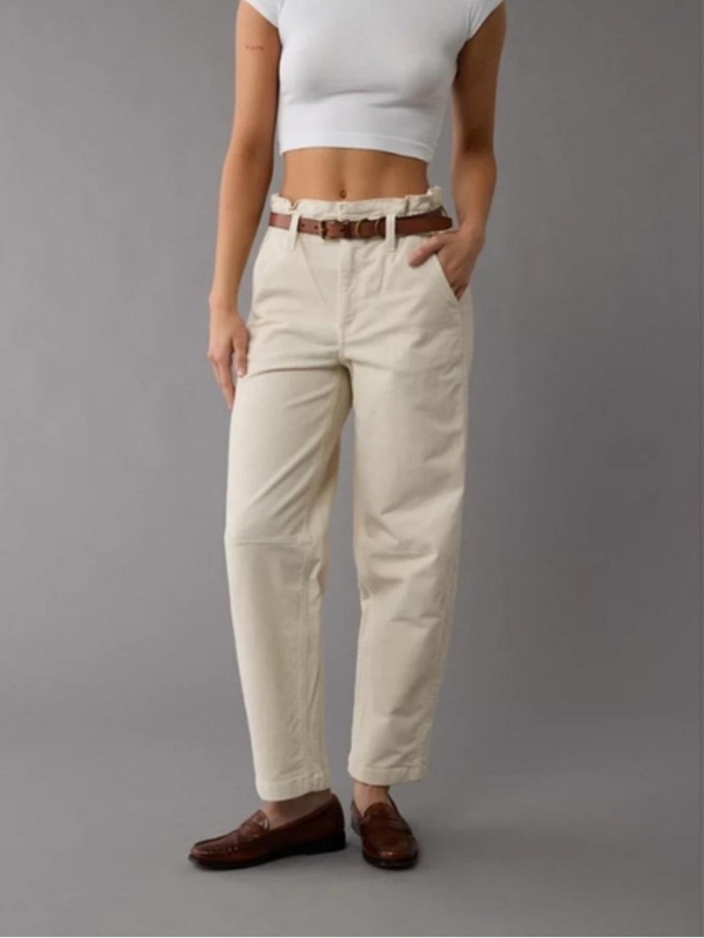 American Eagle Stretch Super High-Waisted Corduroy Paper Bag Barrel Pant, Size 6